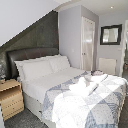 Hunters Cottage Benllech Exteriör bild